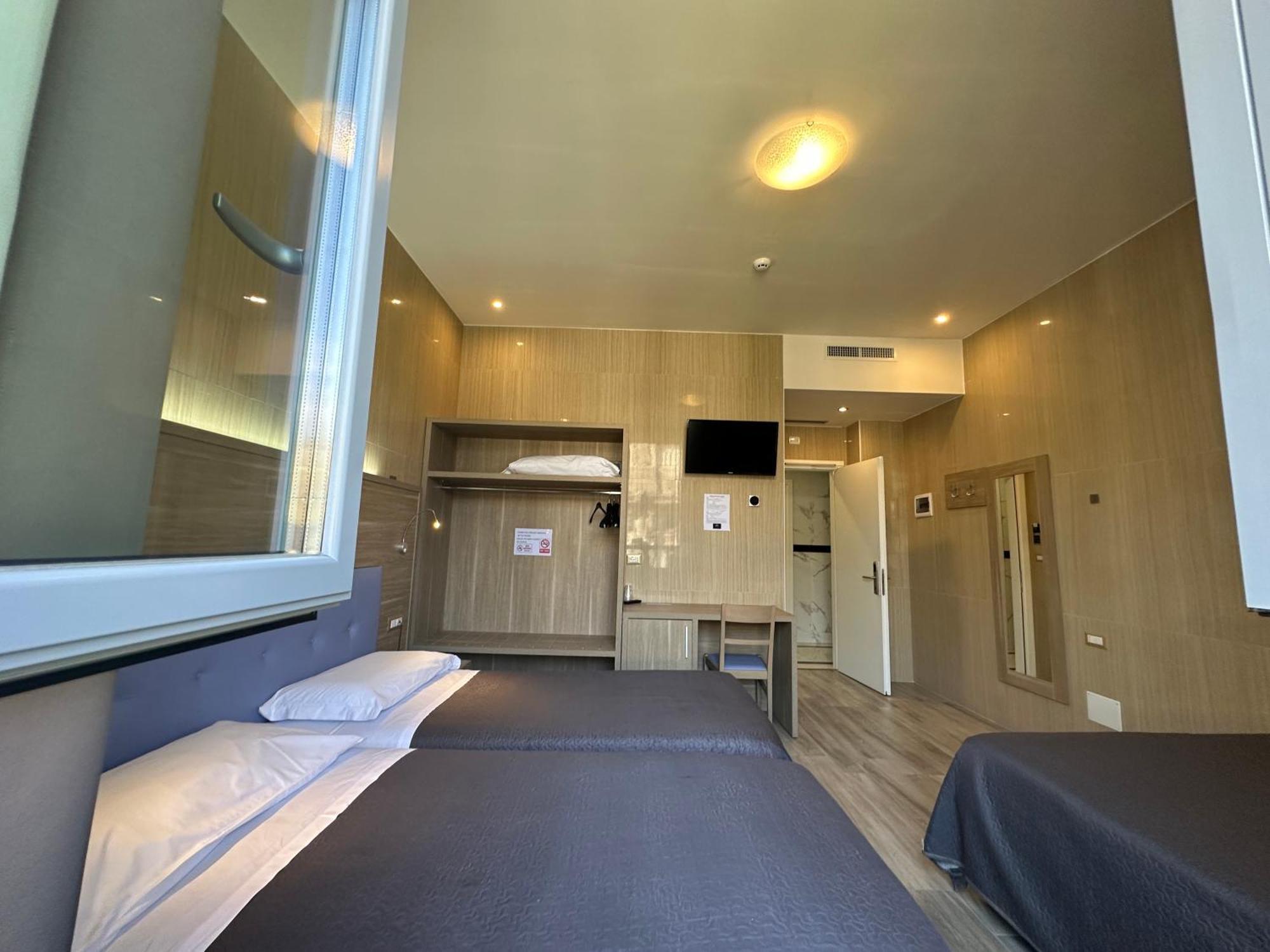 Hotel Midway Mediolan Zewnętrze zdjęcie